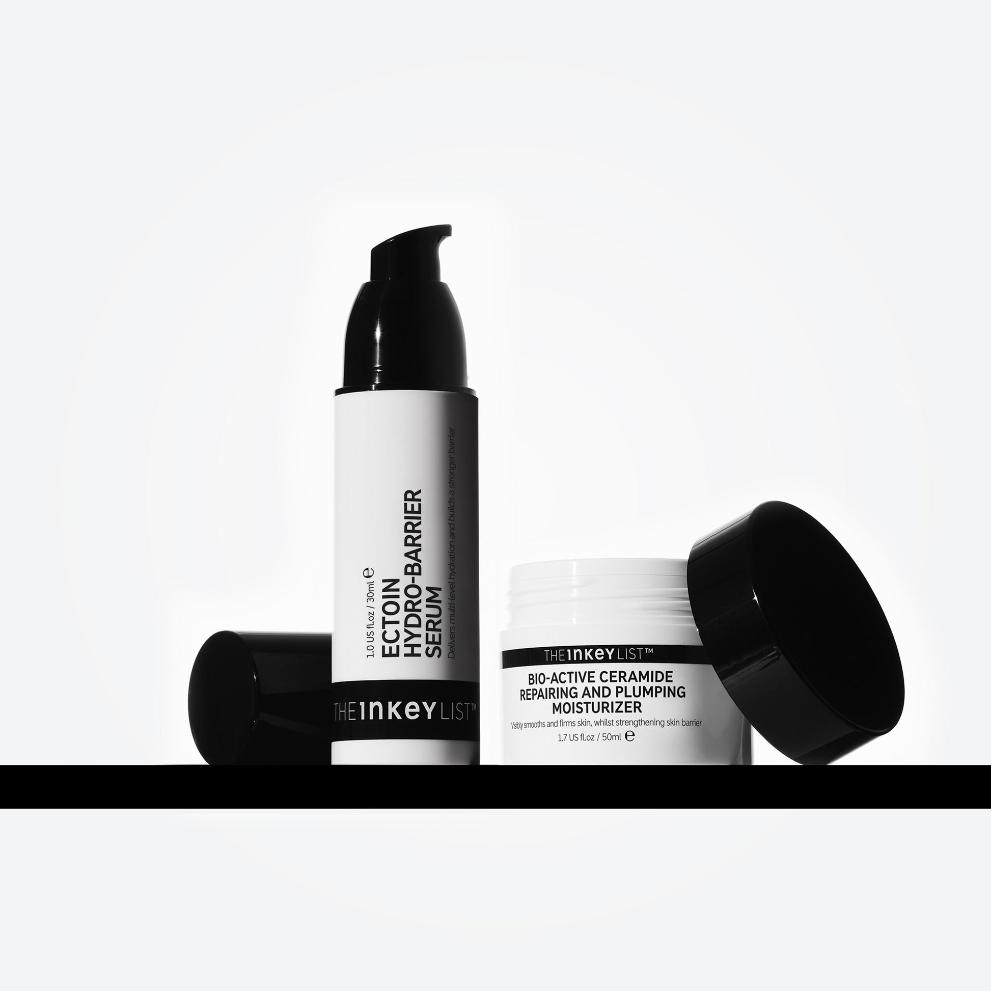 skin-barrier-repair-duo-s8 Hero_38716fb6-2743-4acf-8b39-ee63aaf60dd7.png